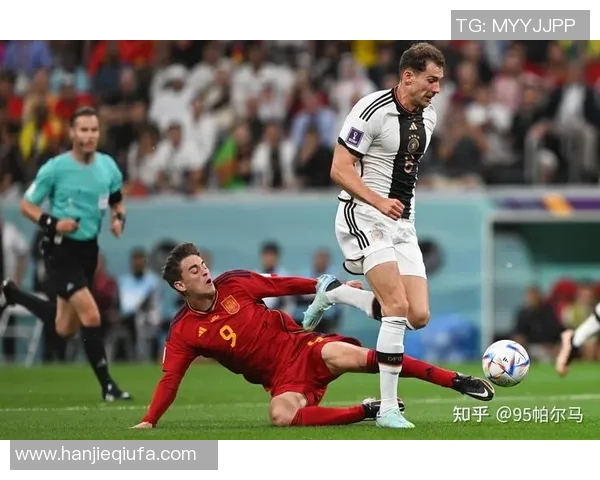 足球天才加维被誉为西班牙未来核心球员的潜力之星 足球天才加维被誉为西班牙未来核心球员的潜力之星