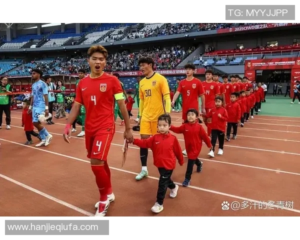 退役球星深度分析中国足球队现状与未来发展潜力 退役球星深度分析中国足球队现状与未来发展潜力